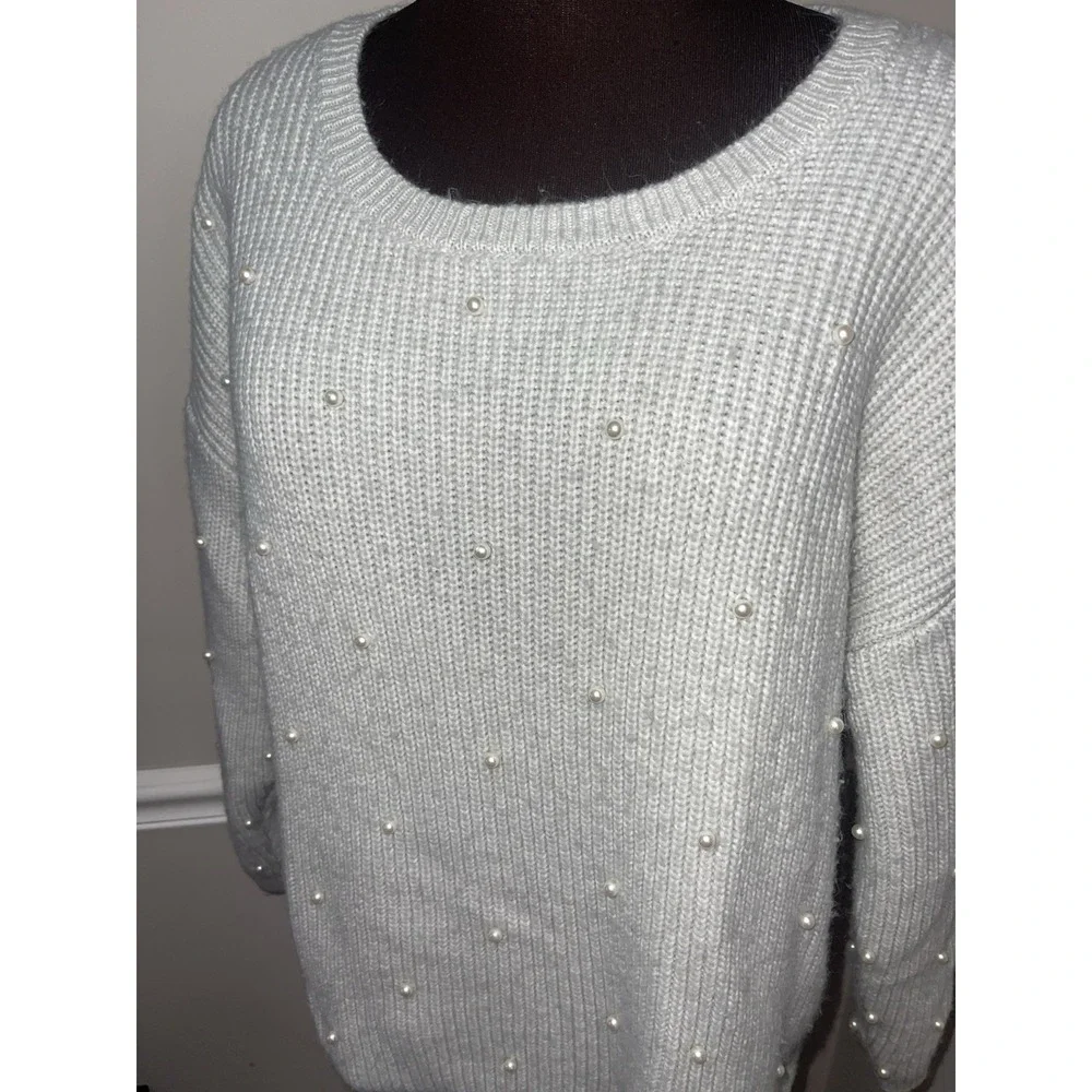 Lane Bryant Classic Embellished Light Gray Pearls Sweater Plus Size‎ 18/20